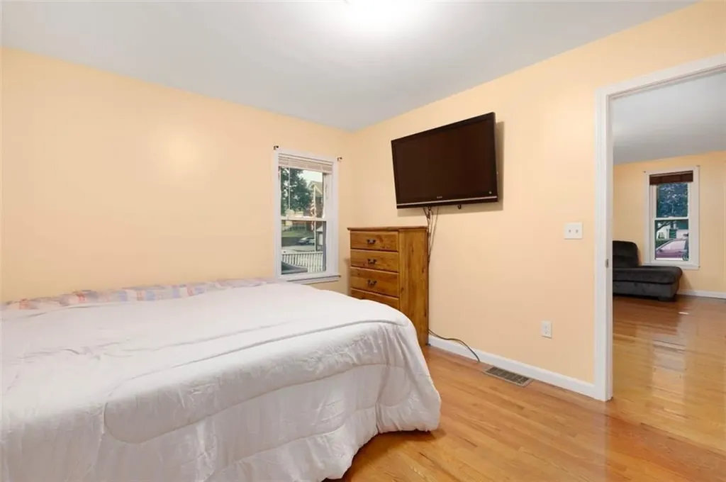359 Knight Street Woonsocket RI 02895