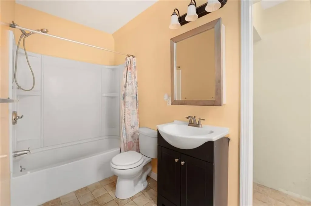 359 Knight Street Woonsocket RI 02895