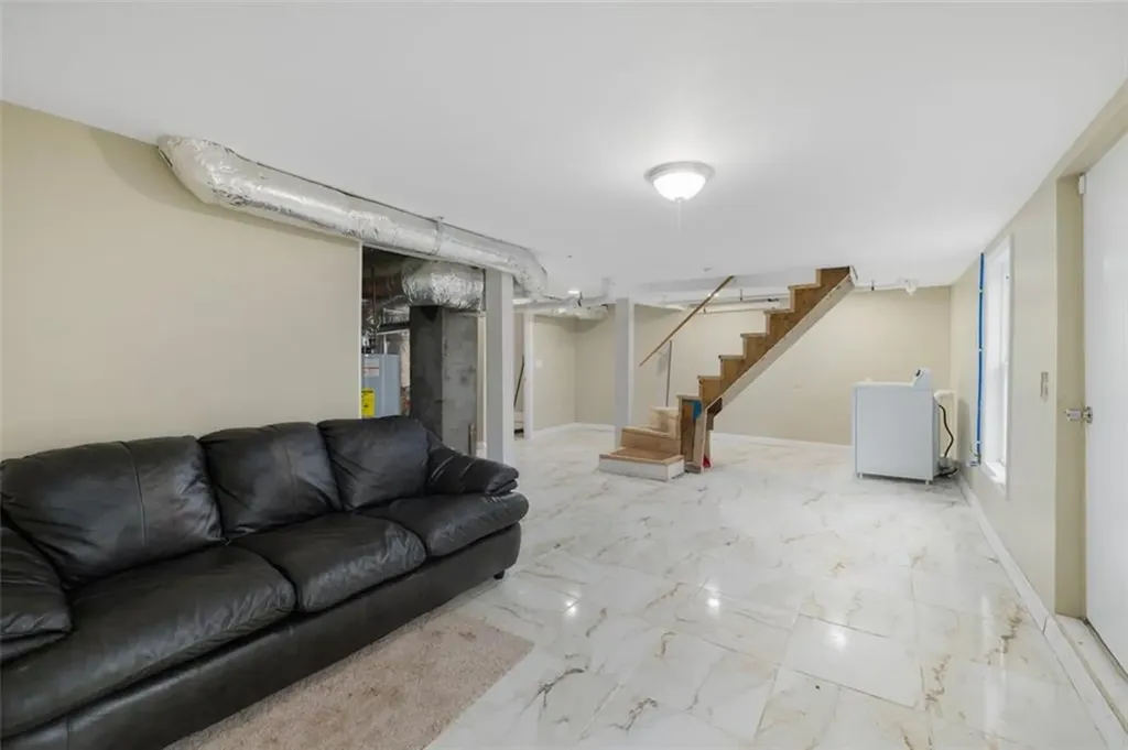 359 Knight Street Woonsocket RI 02895