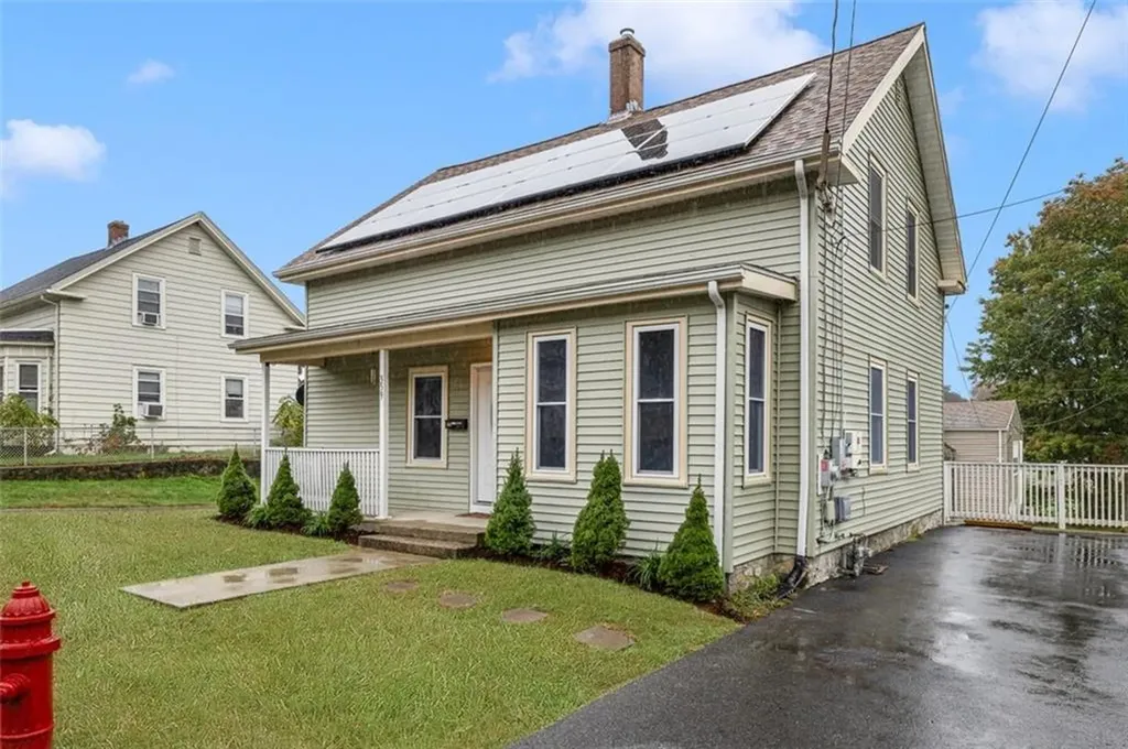 359 Knight Street Woonsocket RI 02895