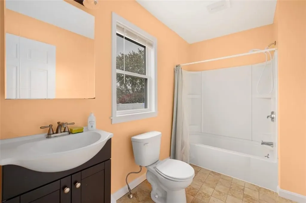 359 Knight Street Woonsocket RI 02895