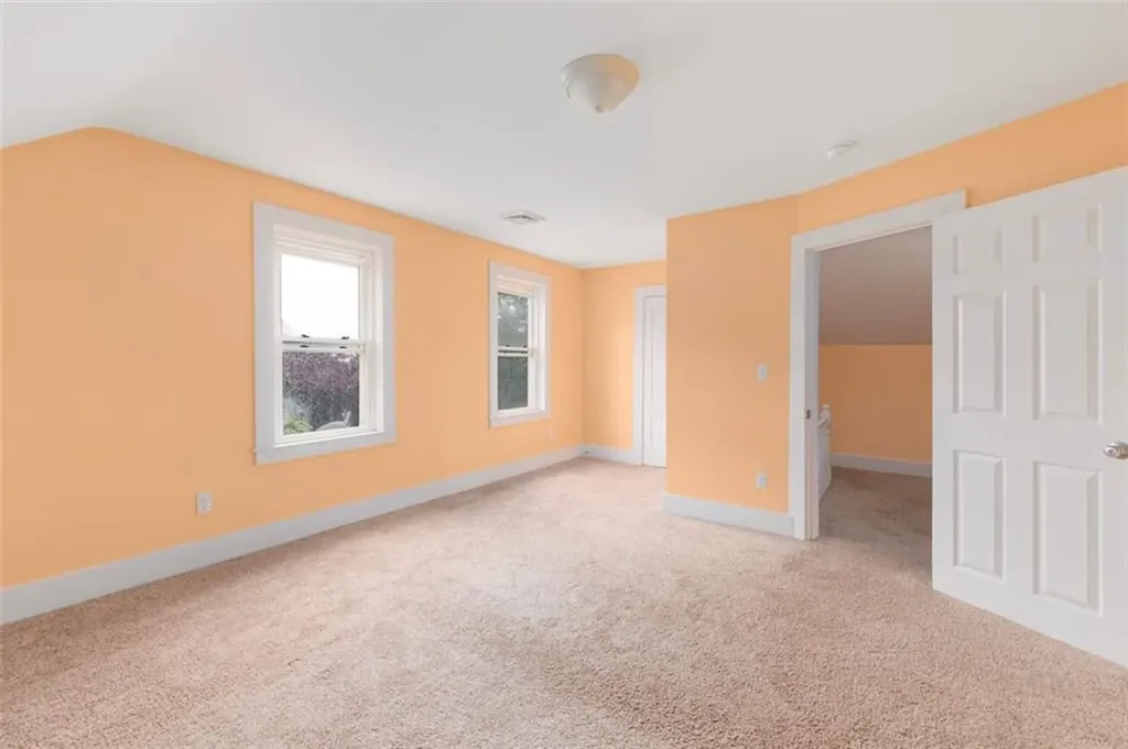 359 Knight Street Woonsocket RI 02895