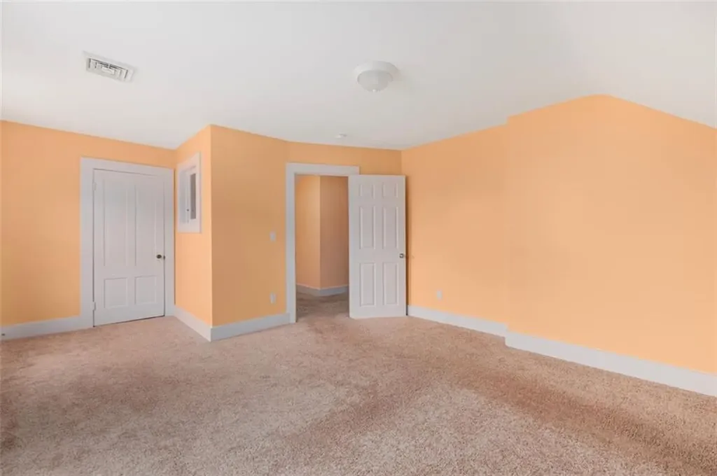 359 Knight Street Woonsocket RI 02895