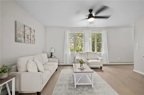 29 Circuit Drive Narragansett RI 02882