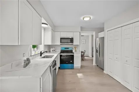 29 Circuit Drive Narragansett RI 02882