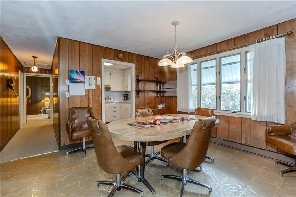 44 Carlisle Street Cranston RI 02920