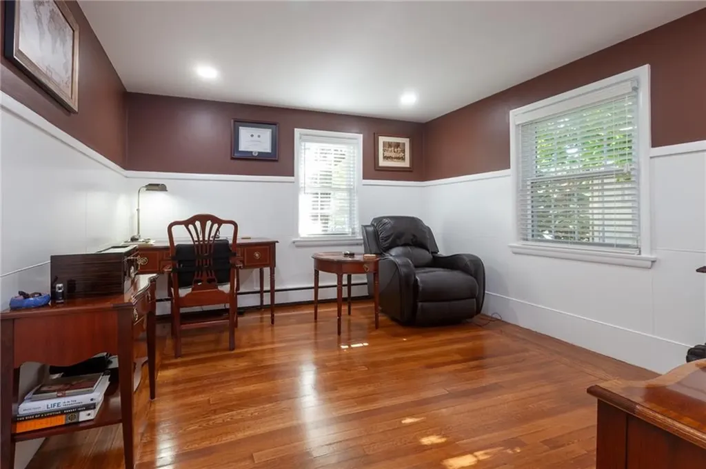 470 Elmgrove Avenue Providence RI 02906