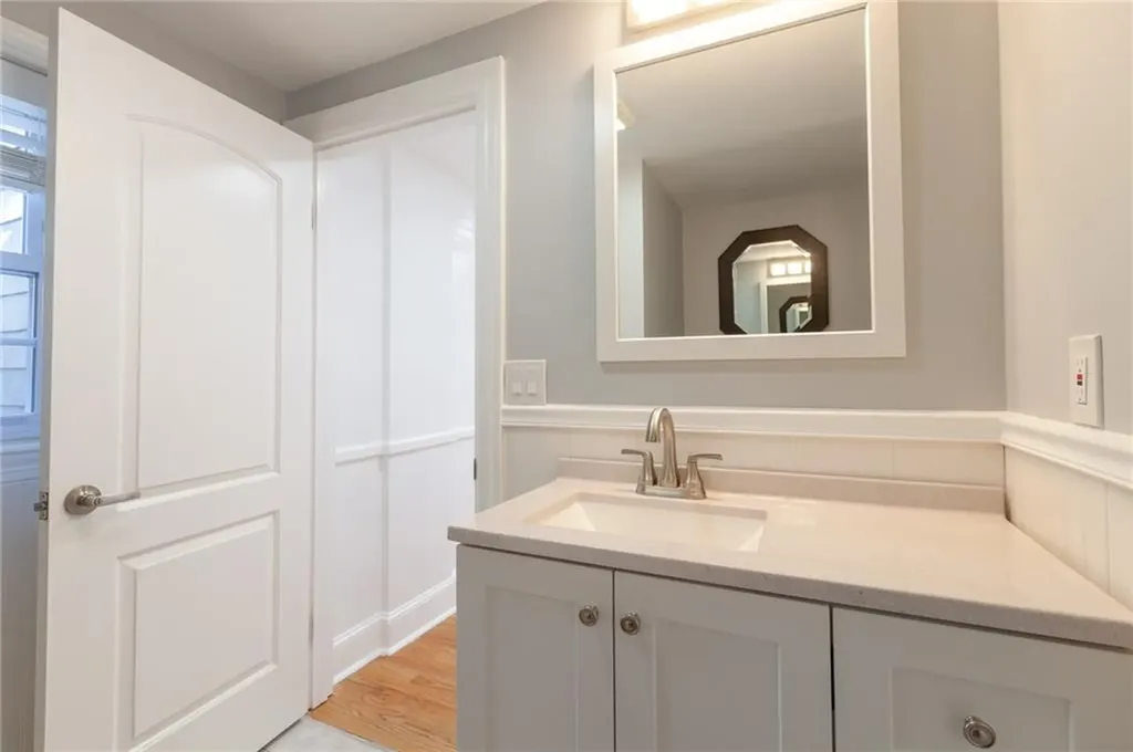 470 Elmgrove Avenue Providence RI 02906