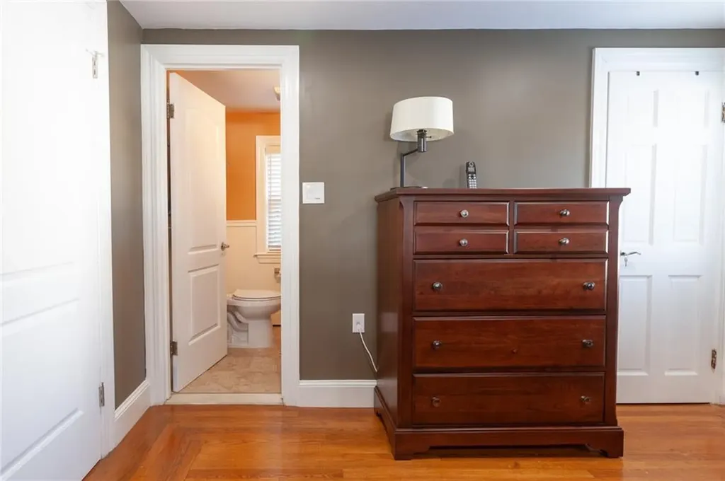 470 Elmgrove Avenue Providence RI 02906