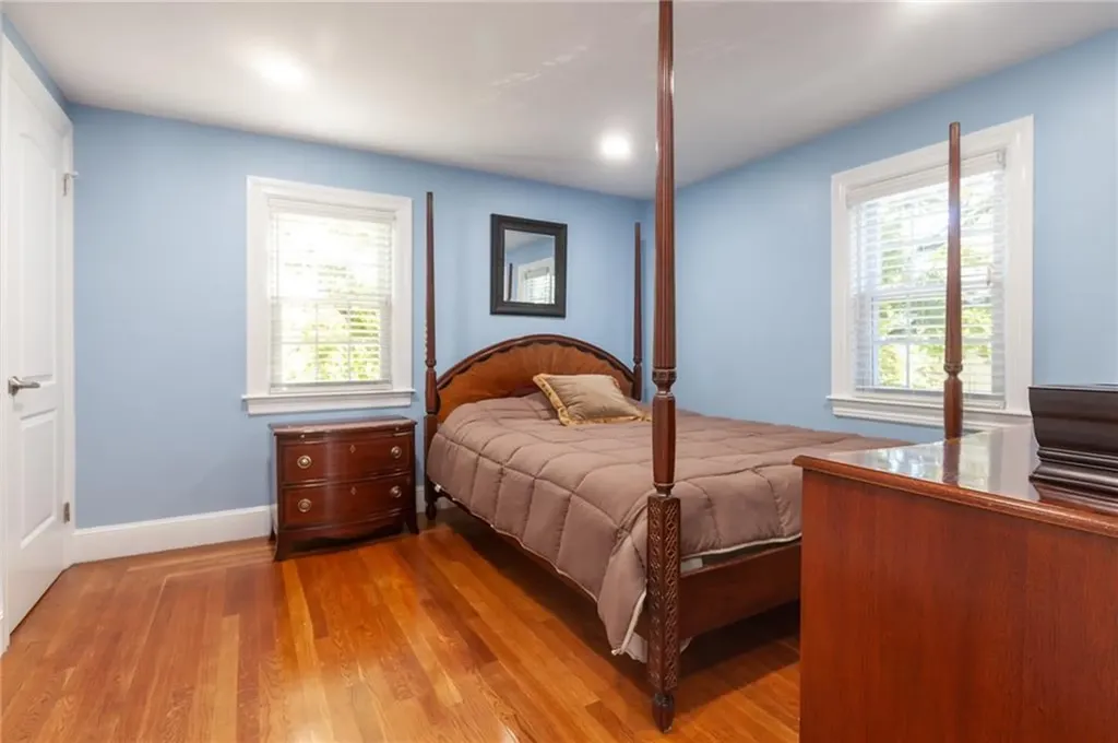 470 Elmgrove Avenue Providence RI 02906