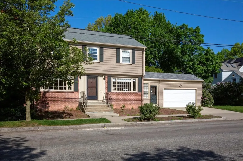 470 Elmgrove Avenue Providence RI 02906