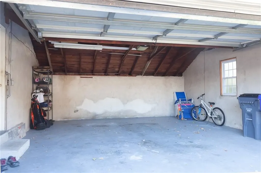 470 Elmgrove Avenue Providence RI 02906