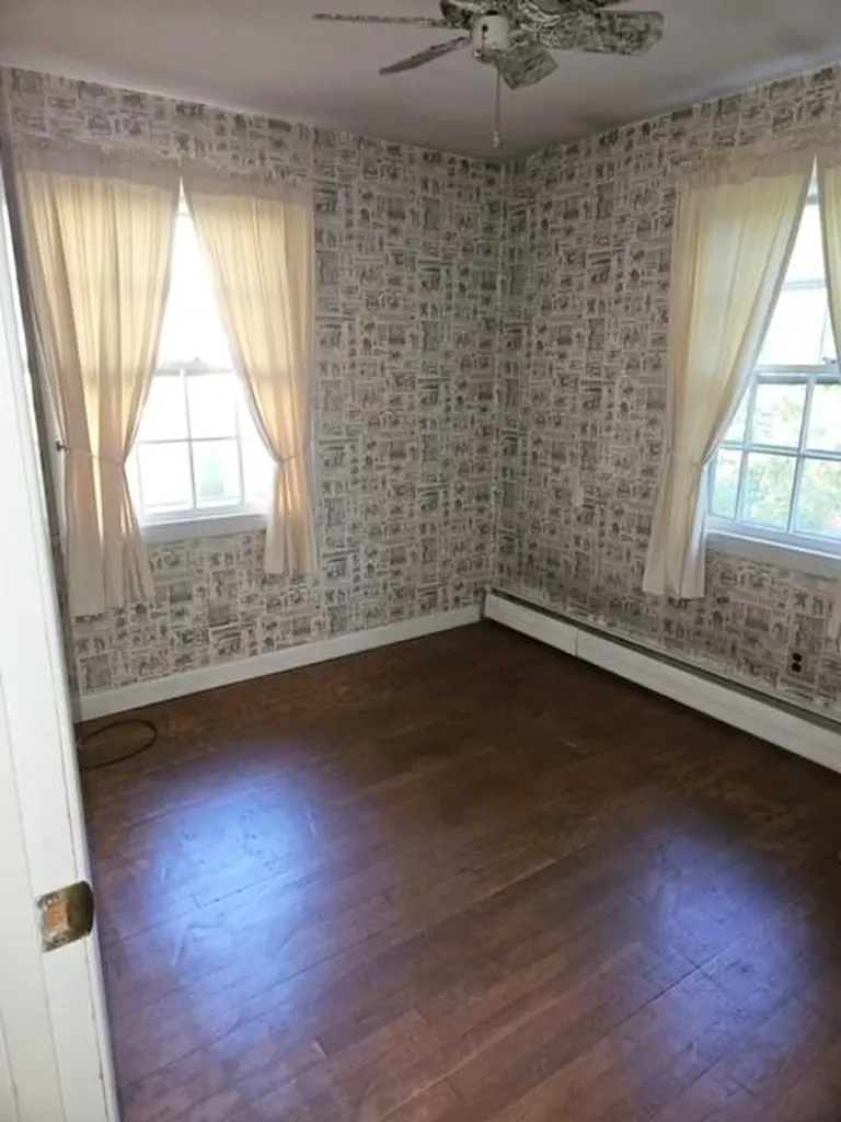 140 Allen Avenue Cranston RI 02910