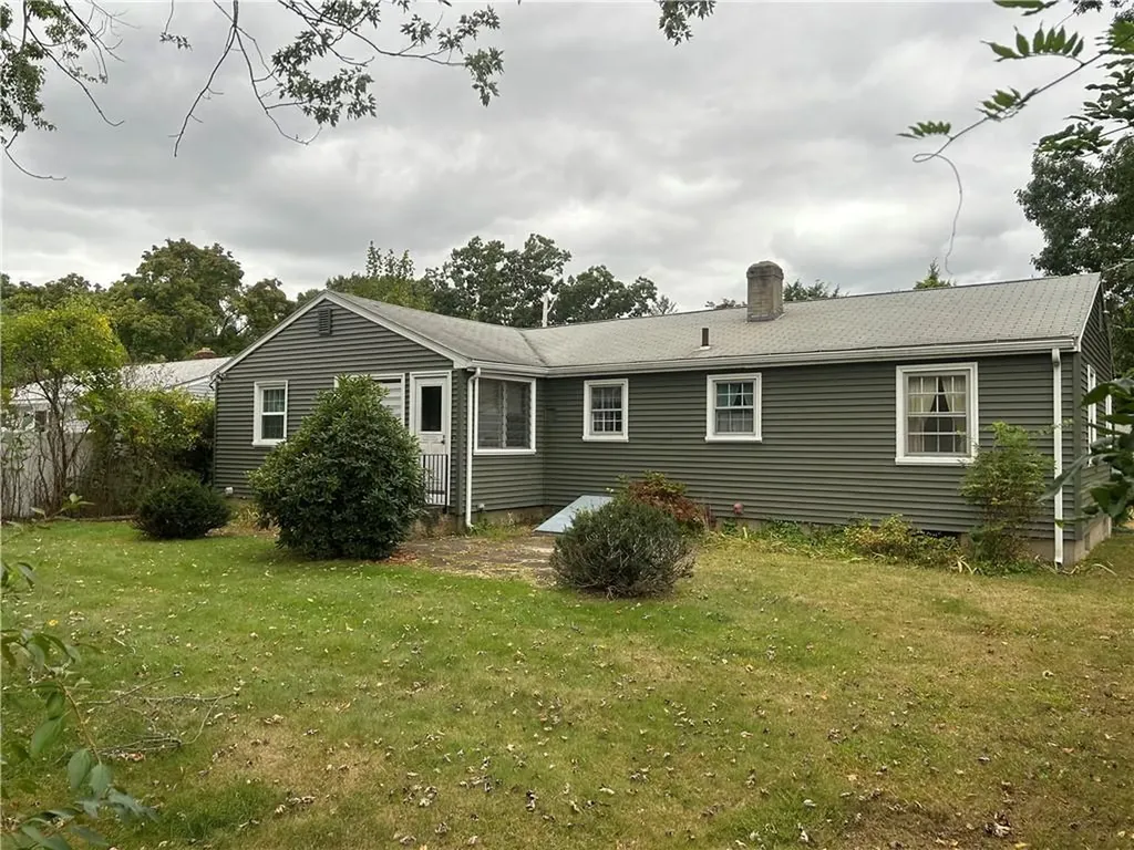 140 Allen Avenue Cranston RI 02910
