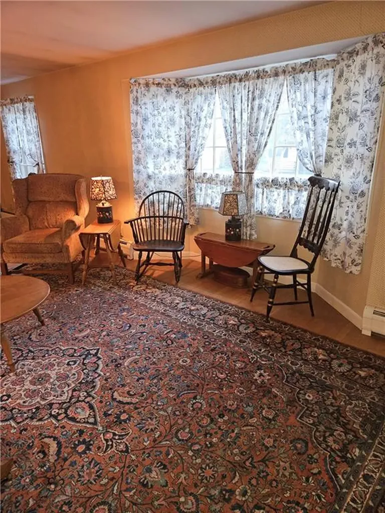 140 Allen Avenue Cranston RI 02910