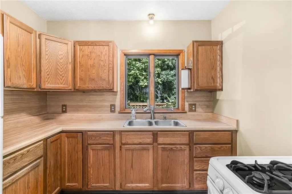 80 Cooper Avenue Woonsocket RI 02895