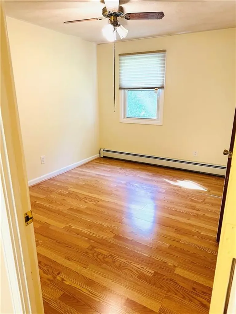 106 Reservoir Road Coventry RI 02816