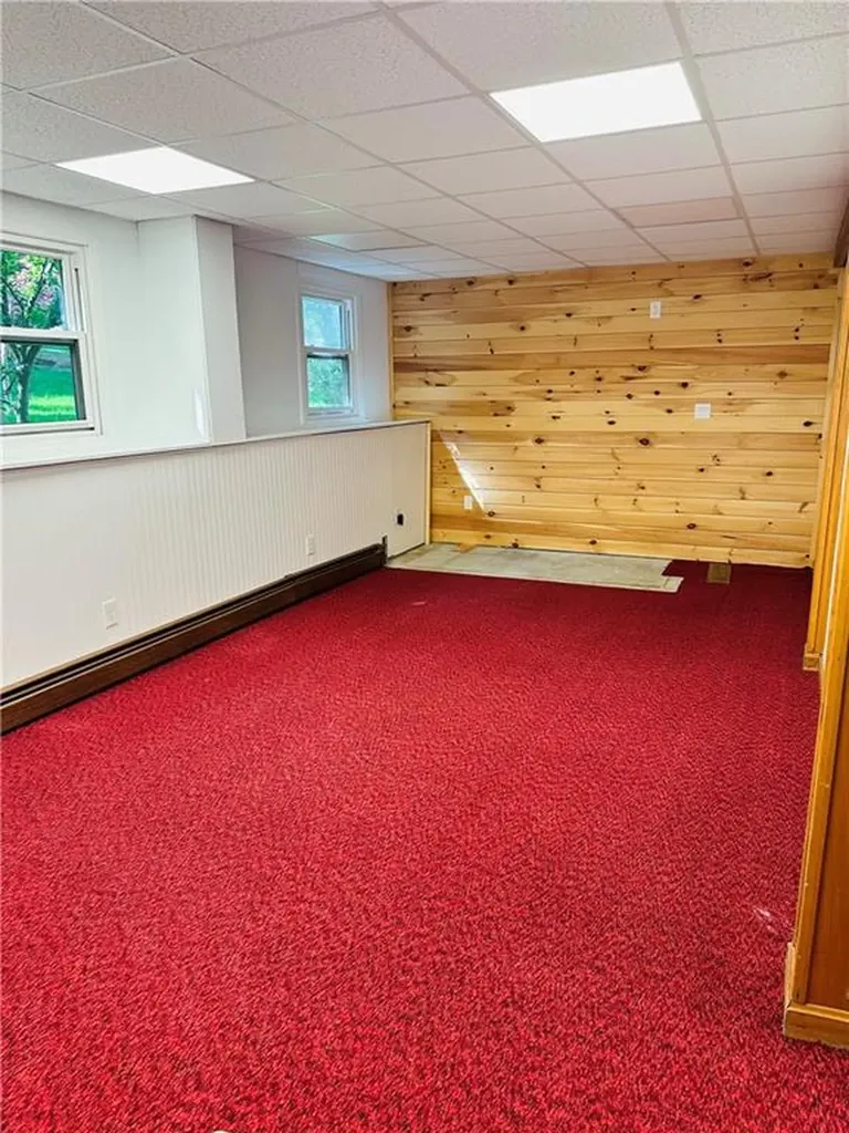 106 Reservoir Road Coventry RI 02816