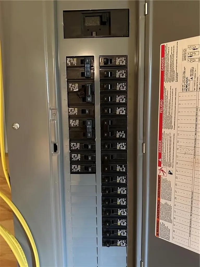 106 Reservoir Road Coventry RI 02816