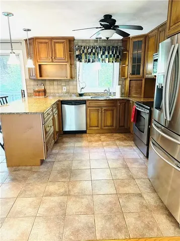 106 Reservoir Road Coventry RI 02816