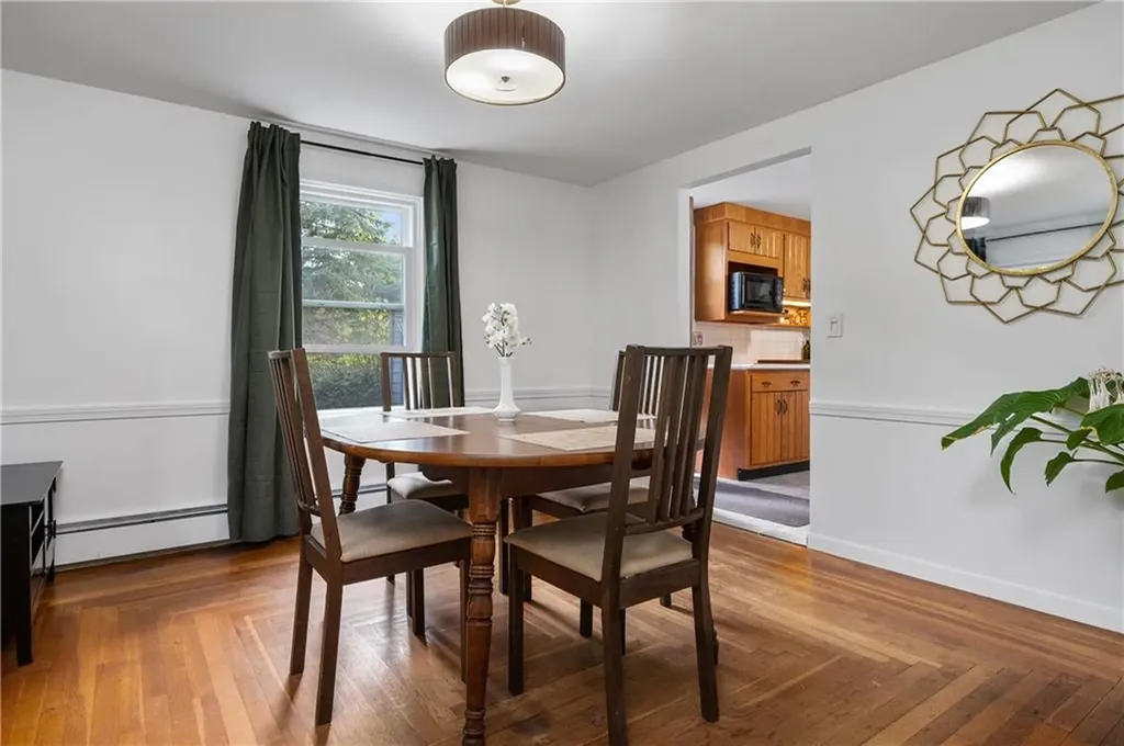 120 Old River Road Lincoln RI 02865