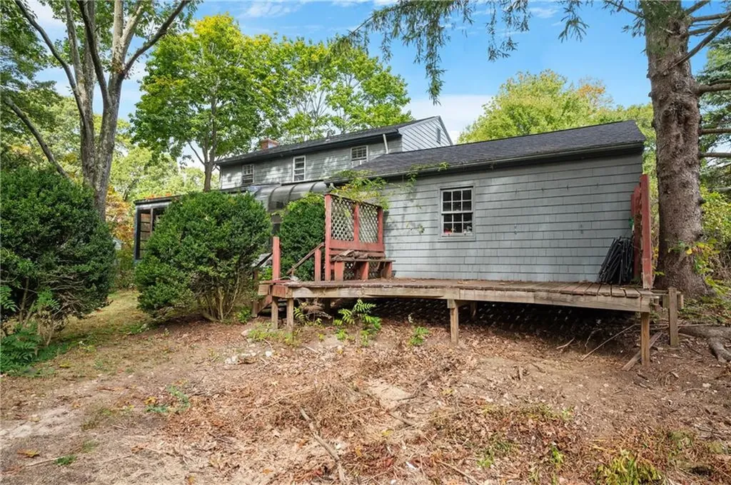 120 Old River Road Lincoln RI 02865