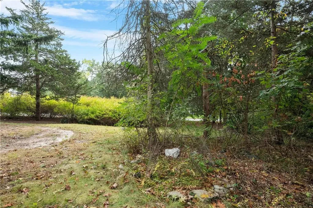 120 Old River Road Lincoln RI 02865