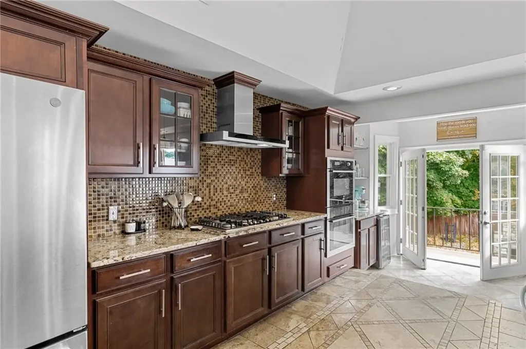 22 Gesmondi Drive Johnston RI 02919
