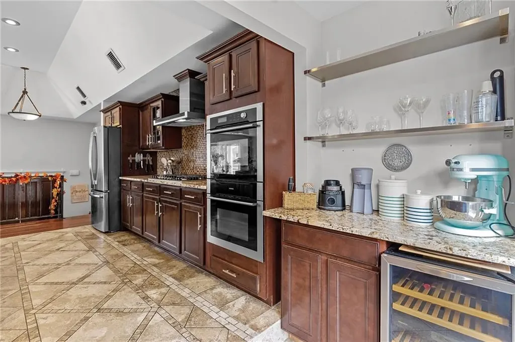 22 Gesmondi Drive Johnston RI 02919