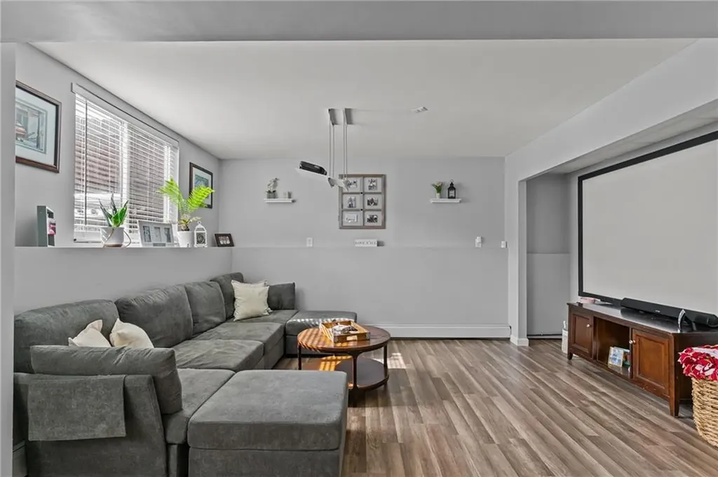 22 Gesmondi Drive Johnston RI 02919