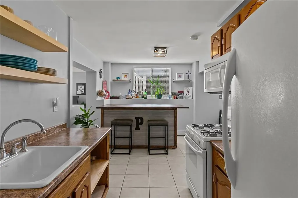22 Gesmondi Drive Johnston RI 02919