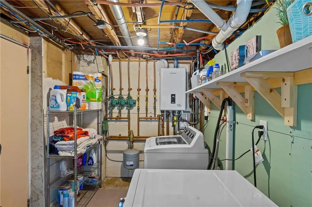 22 Gesmondi Drive Johnston RI 02919