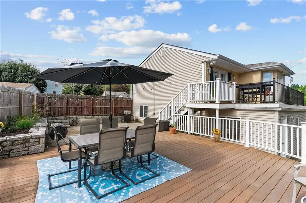 22 Gesmondi Drive Johnston RI 02919