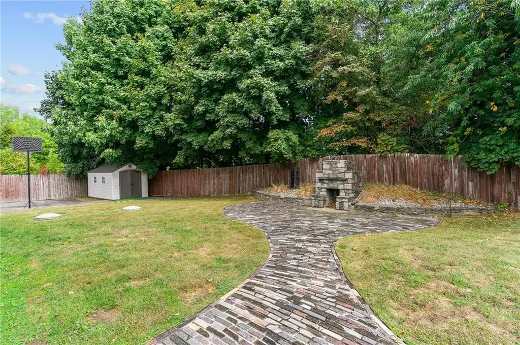 22 Gesmondi Drive Johnston RI 02919
