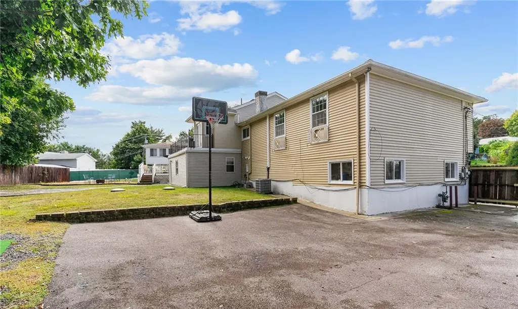 22 Gesmondi Drive Johnston RI 02919