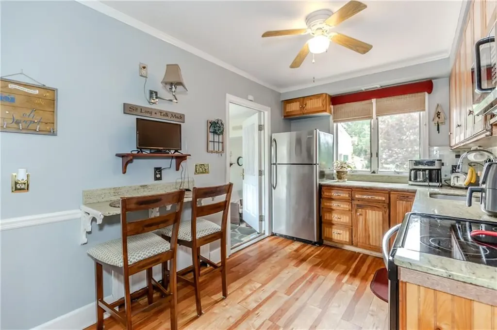 82 Putnam Street Warwick RI 02888