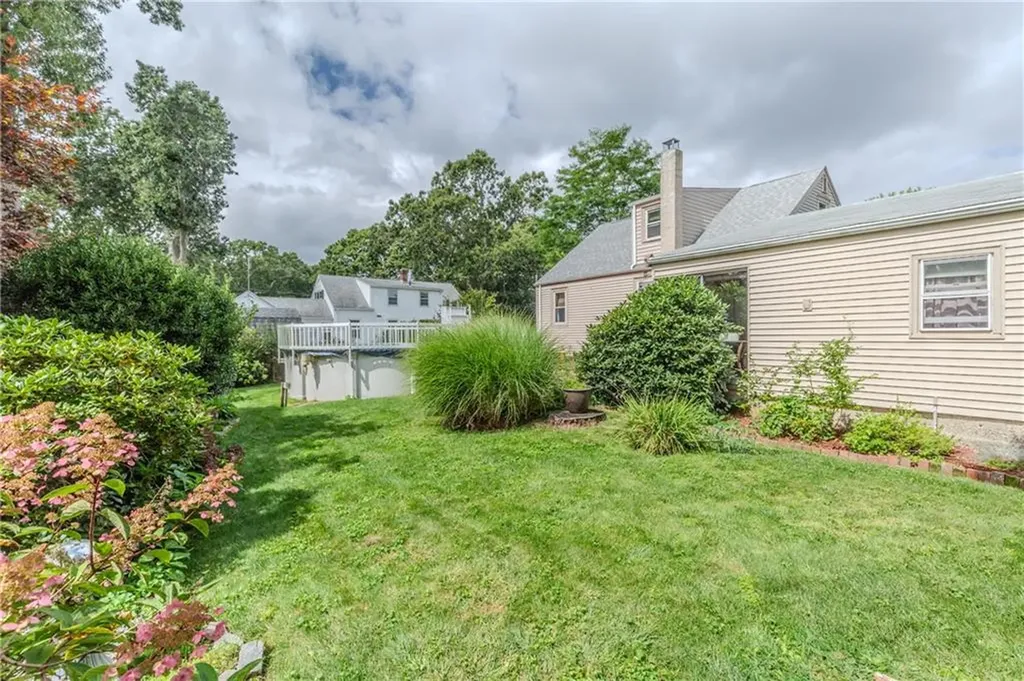 82 Putnam Street Warwick RI 02888