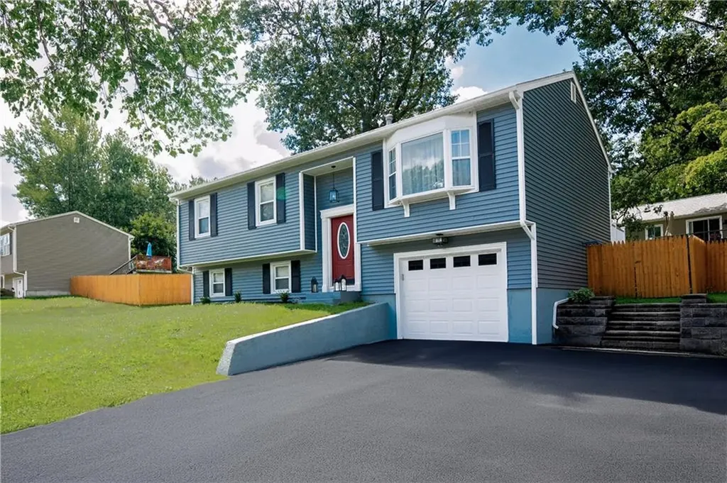 101 Sycamore Avenue Warwick RI 02886