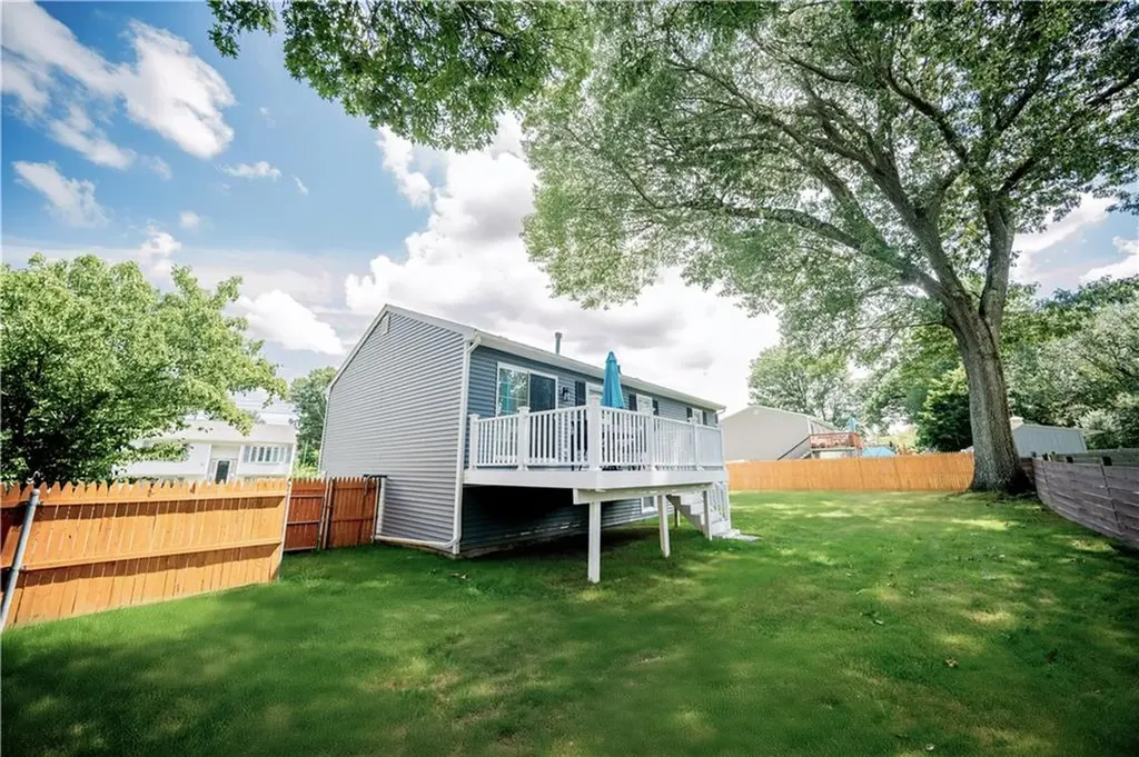 101 Sycamore Avenue Warwick RI 02886