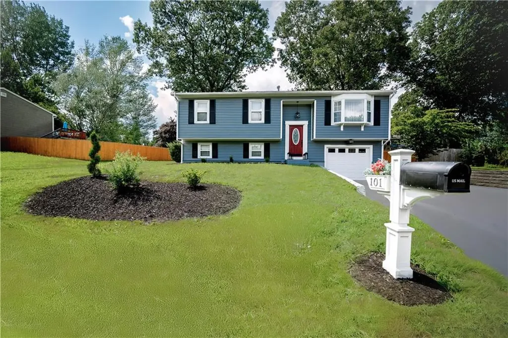 101 Sycamore Avenue Warwick RI 02886