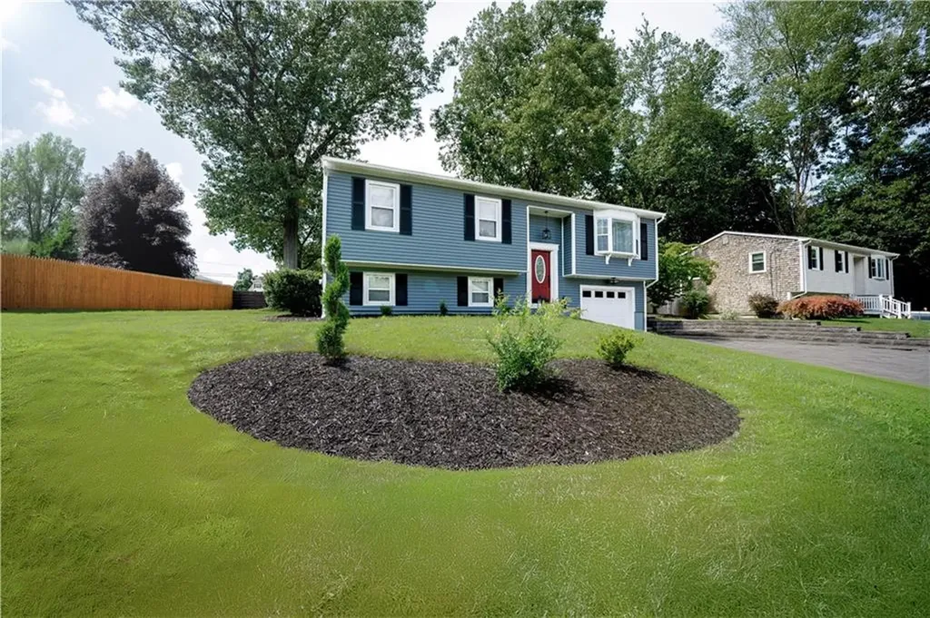 101 Sycamore Avenue Warwick RI 02886