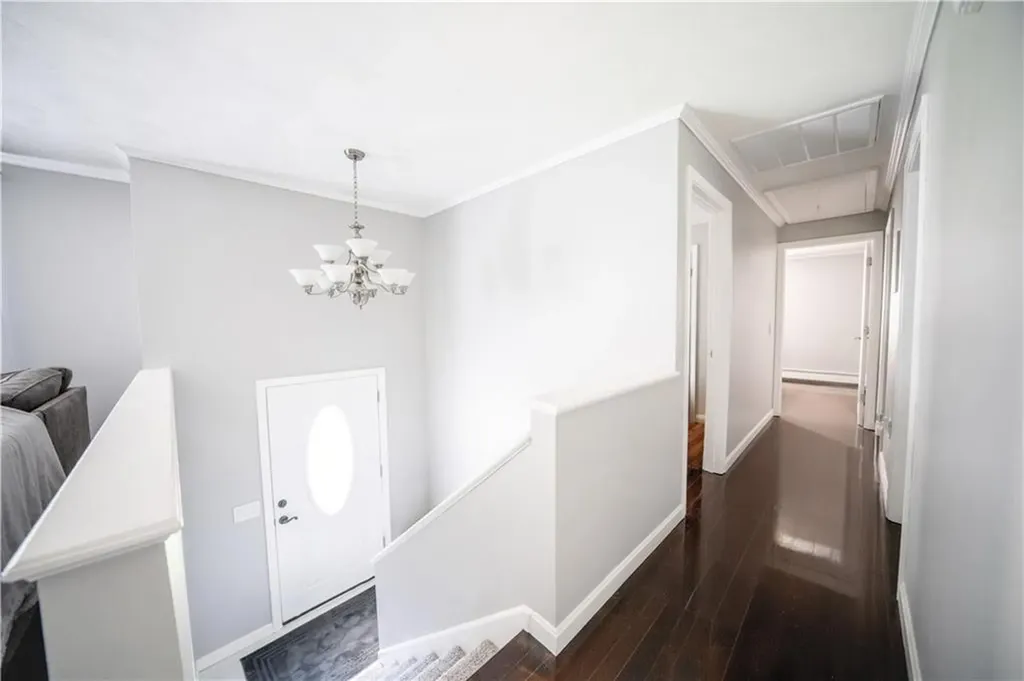 101 Sycamore Avenue Warwick RI 02886