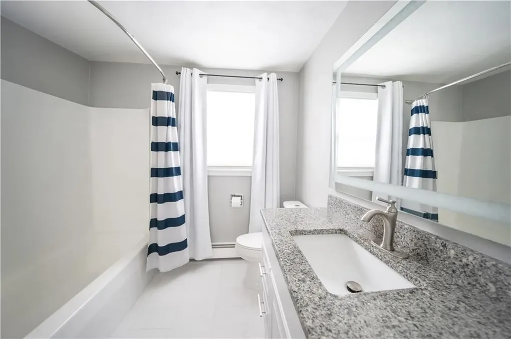 101 Sycamore Avenue Warwick RI 02886