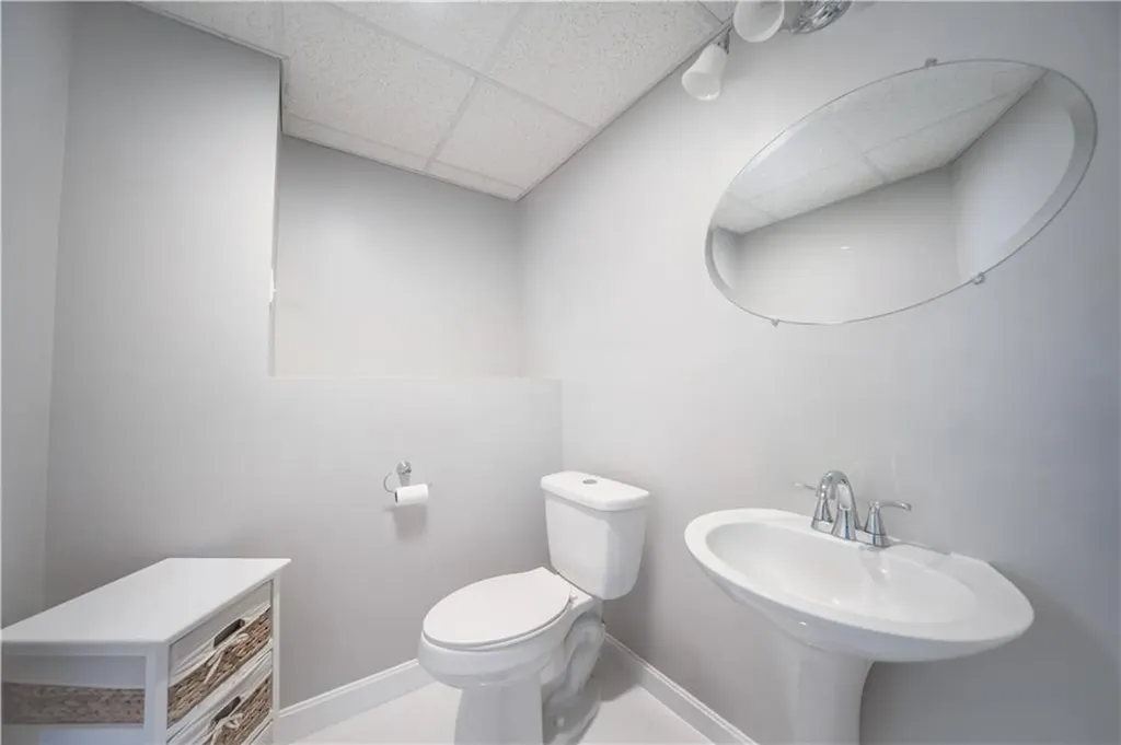 101 Sycamore Avenue Warwick RI 02886
