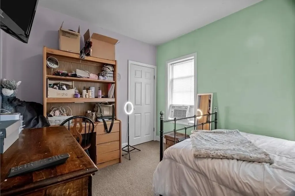 207 Buffinton Street Fall River MA 02721
