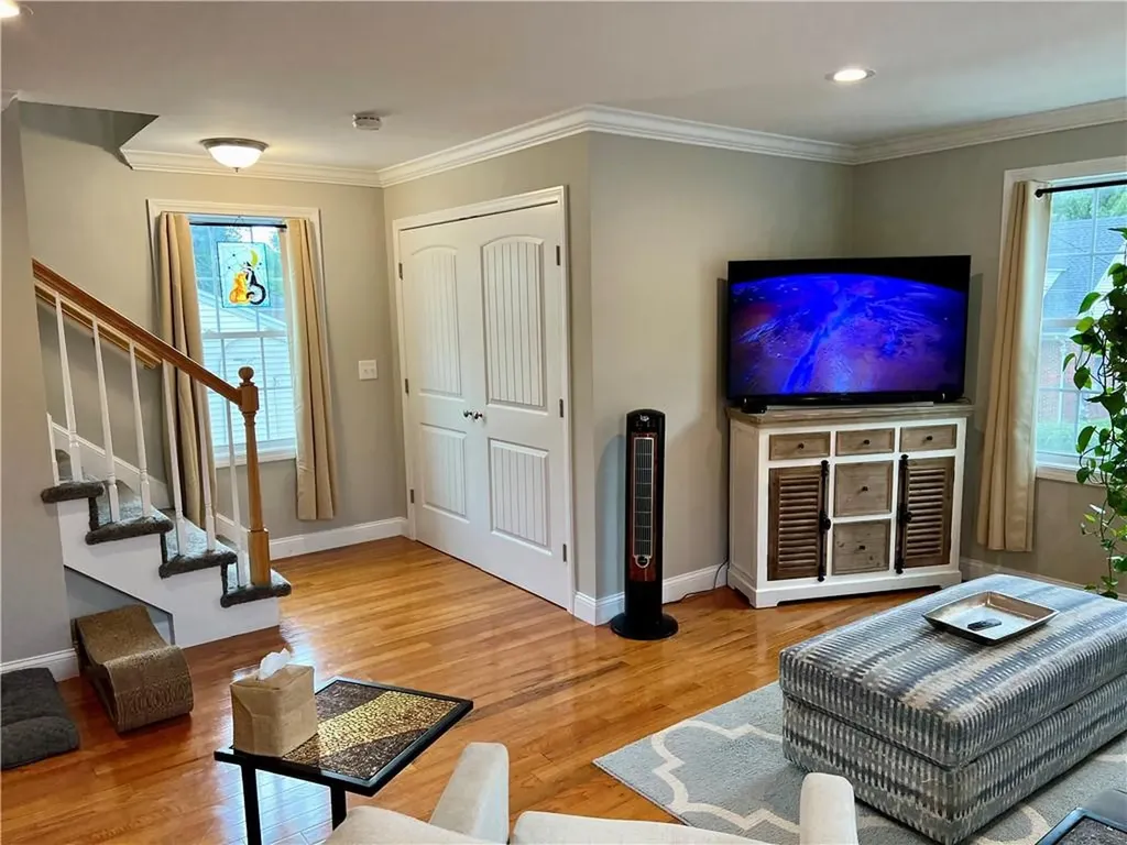 215 Home Avenue Providence RI 02908