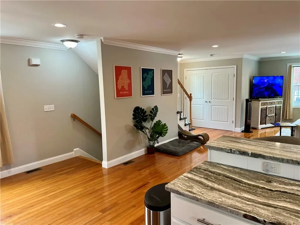 215 Home Avenue Providence RI 02908