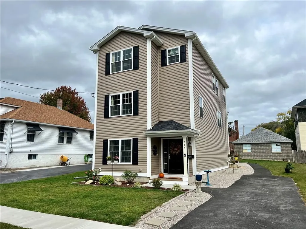 215 Home Avenue Providence RI 02908