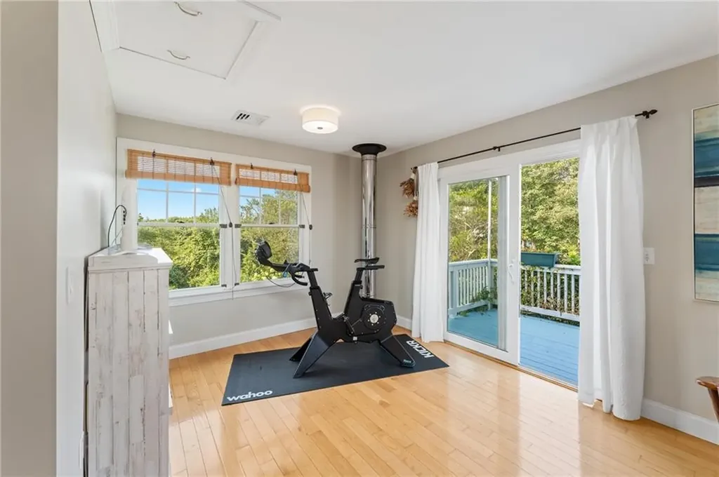 26 Anglers Court Narragansett RI 02882