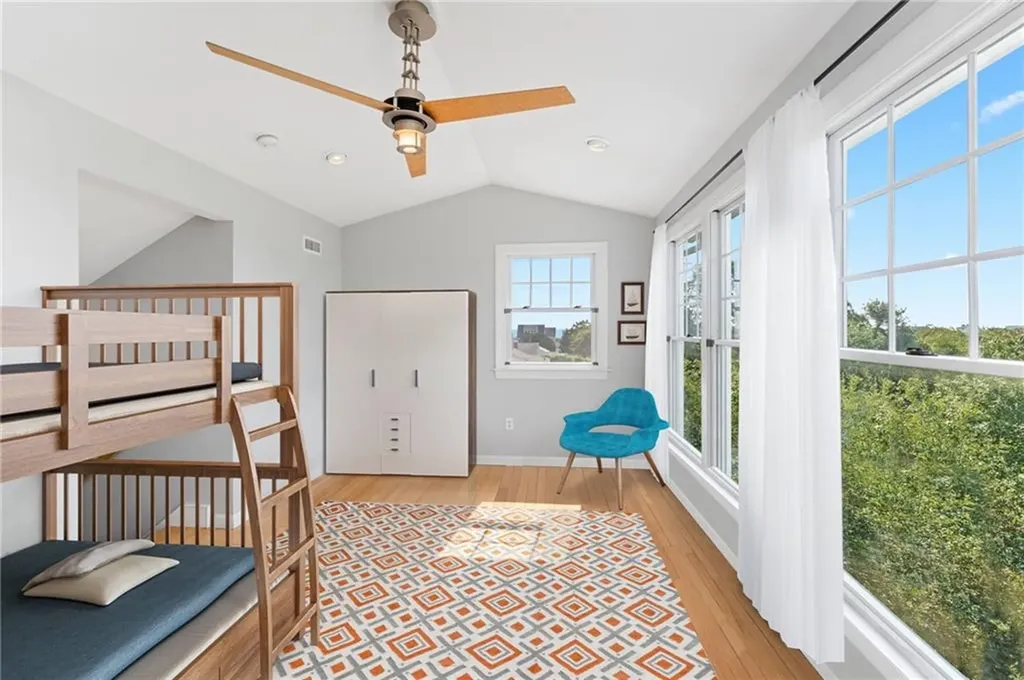 26 Anglers Court Narragansett RI 02882